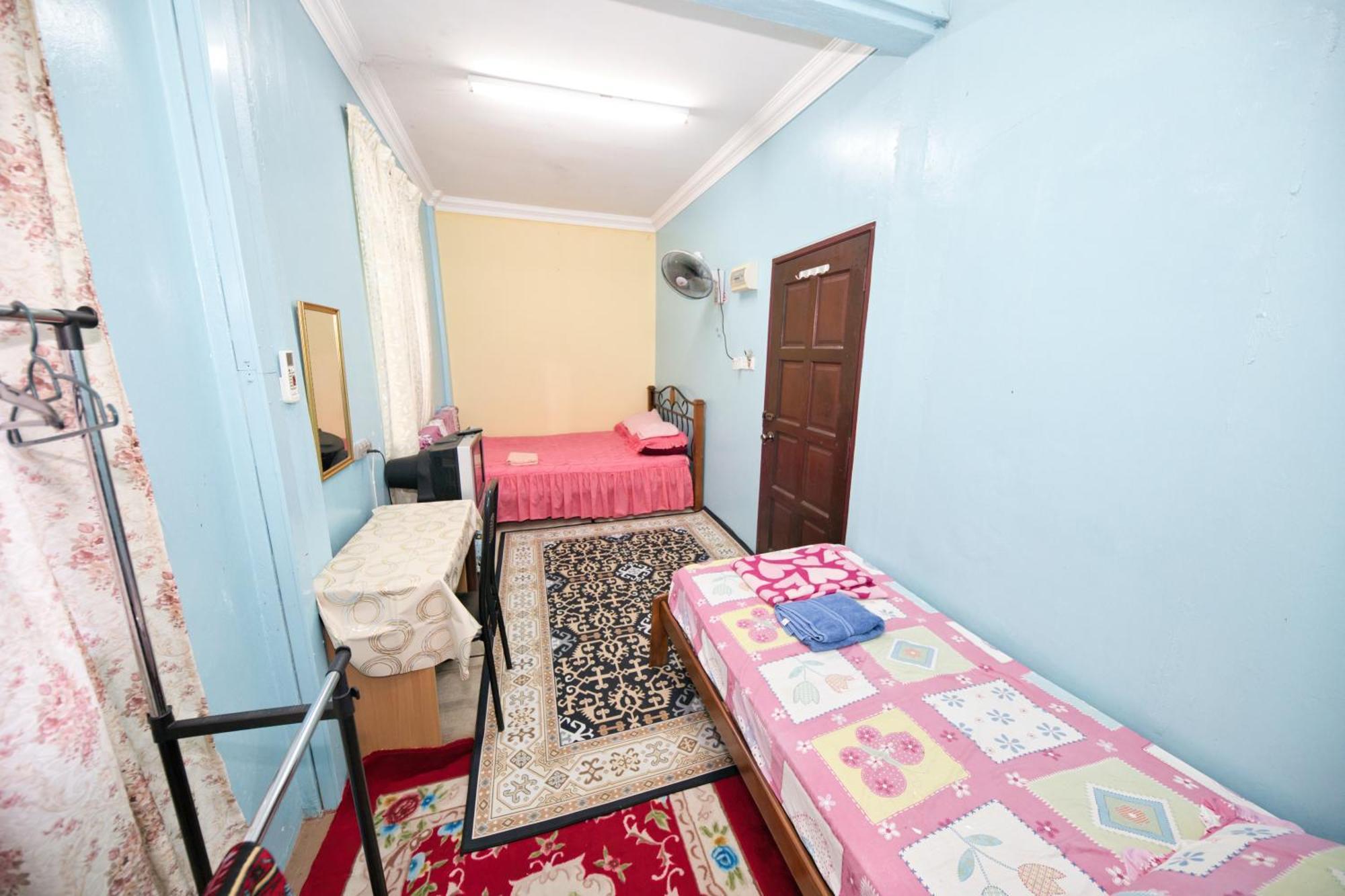 Oyo 90915 Ilham Villa Kampong Binjai (Kelantan) المظهر الخارجي الصورة